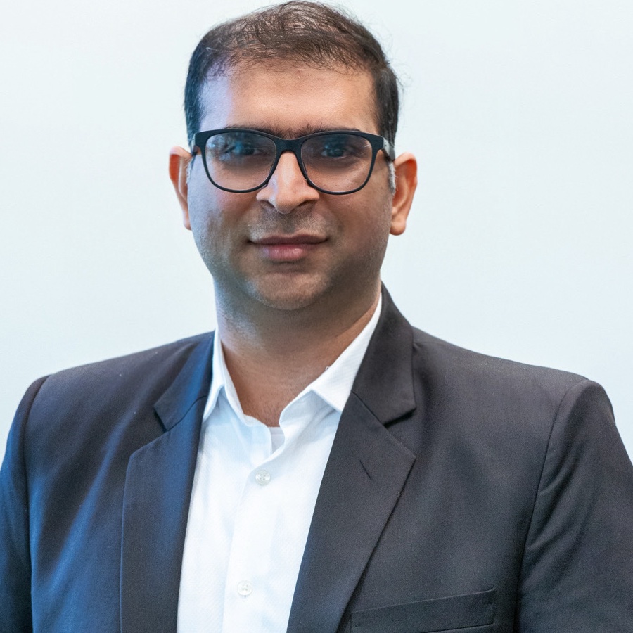 Dr Chetan Arora
